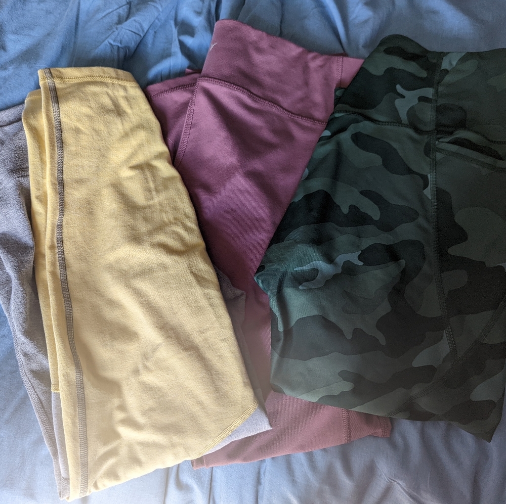 Athletic leggings
